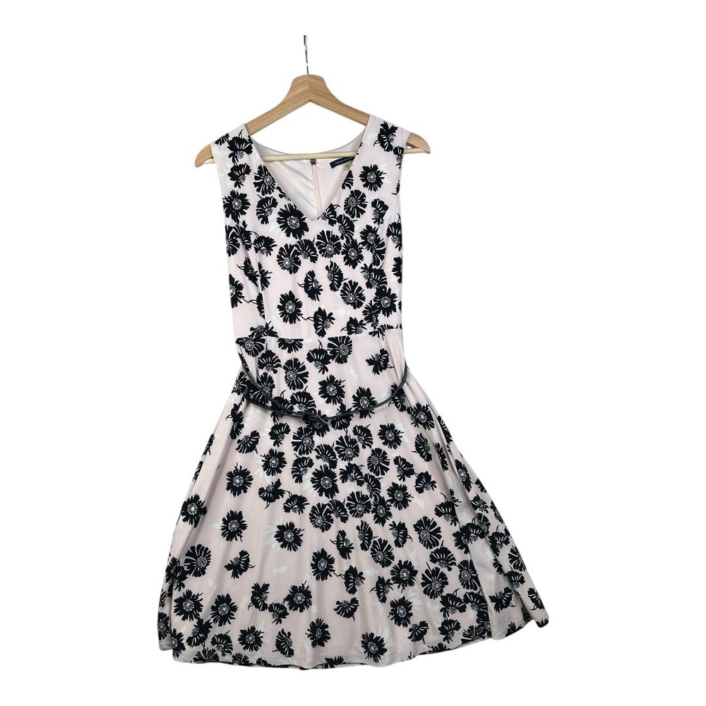 Tommy Hilfiger Floral Print V-neck A-line Dress size 6 Pink/Black‎